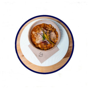 Pochas navarras con callos de bacalao